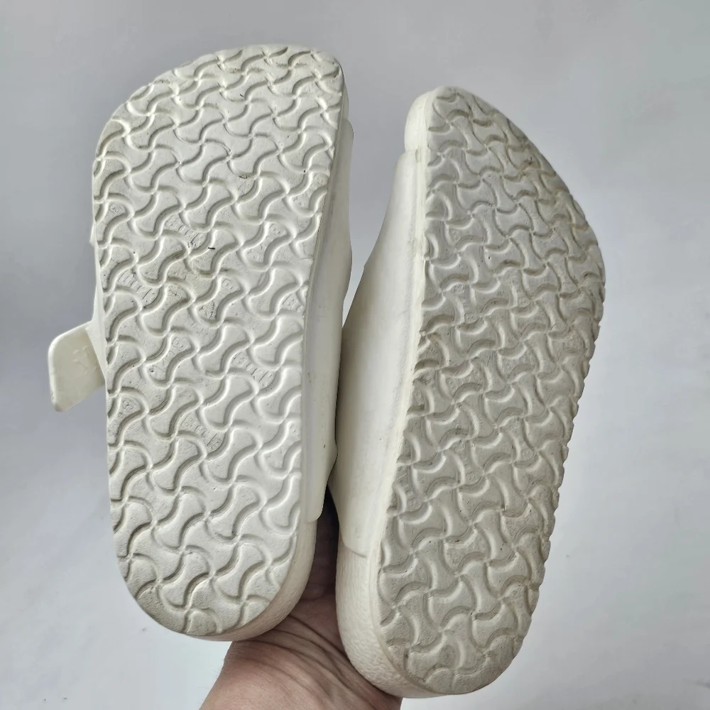 Birkenstock Arizona Essentials EVA White Kids US 3–3.5 Slide Sandals Lightweight